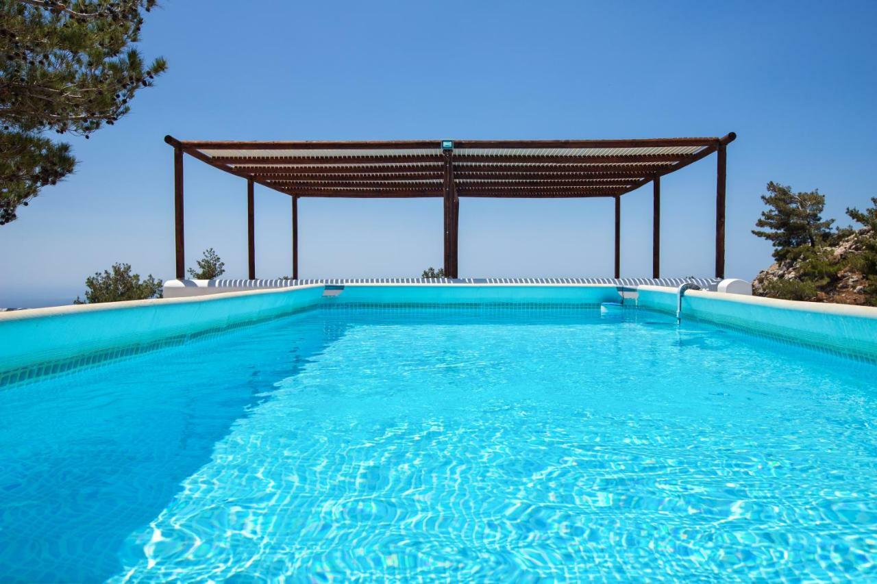 Villa M - Villa With Private Pool And Yard Anatoli  Exterior photo