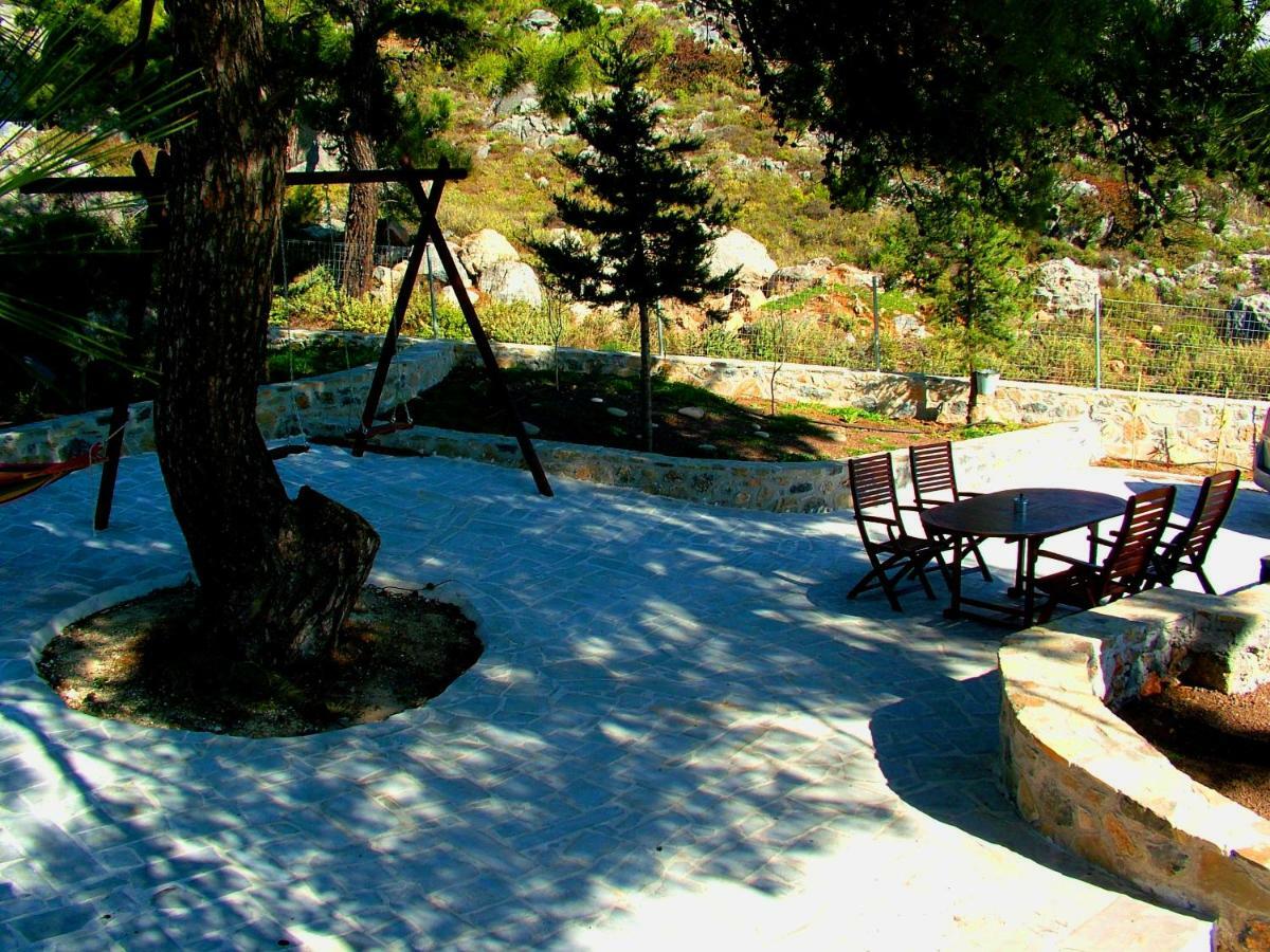 Villa M - Villa With Private Pool And Yard Anatoli  Exterior photo